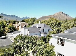 River Manor Boutique Hotel