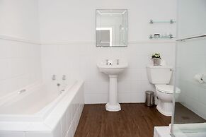 River Manor Boutique Hotel