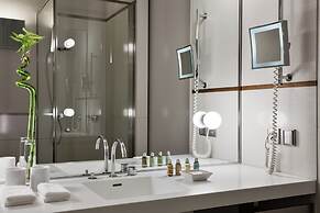 The Hotel Luzern, Autograph Collection