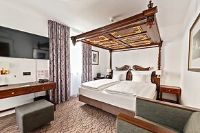 KING's HOTEL Center Superior