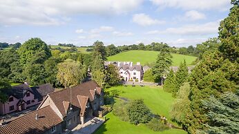 Cwrt Bleddyn Hotel & Spa