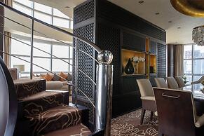 Jumeirah Emirates Towers Dubai
