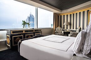 Jumeirah Emirates Towers Dubai
