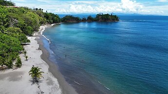 Hotel Punta Leona