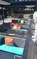 The Hillcrest Hotel