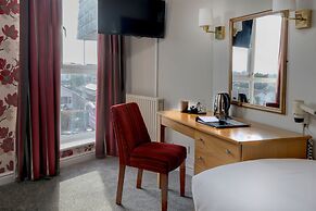 The Hillcrest Hotel