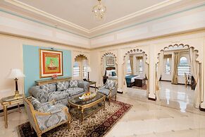 Taj Fateh Prakash Palace