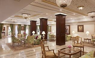Taj Fateh Prakash Palace