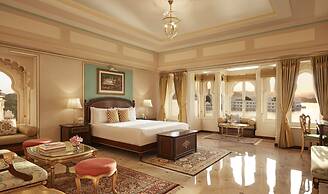 Taj Fateh Prakash Palace