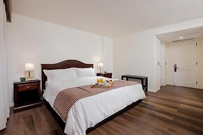 MR Hotel