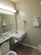 Knights Inn Lindsay
