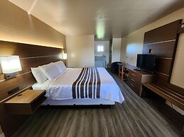 Knights Inn Lindsay