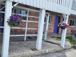 Knights Inn Lindsay