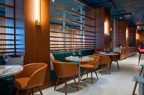 Matrix Hotel