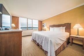 Coast Discovery Inn
