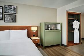 Ômage Hotel, Montreal Laval, a Tribute Portfolio Hotel