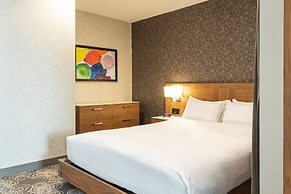 Ômage Hotel, Montreal Laval, a Tribute Portfolio Hotel