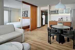 Ômage Hotel, Montreal Laval, a Tribute Portfolio Hotel