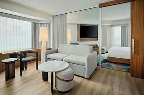 Ômage Hotel, Montreal Laval, a Tribute Portfolio Hotel