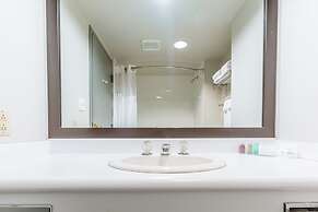 Best Western Plus Vancouver Airport Hotel