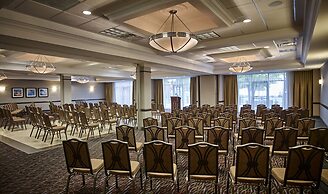 Waterfront Hotel Downtown Burlington
