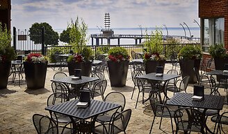 Waterfront Hotel Downtown Burlington