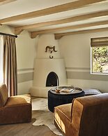 Bishop's Lodge, Auberge Collection