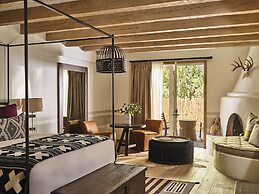 Bishop's Lodge, Auberge Collection