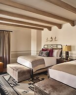 Bishop's Lodge, Auberge Collection