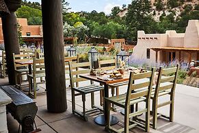 Bishop's Lodge, Auberge Collection