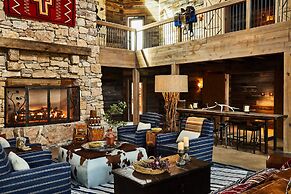 Bishop's Lodge, Auberge Collection