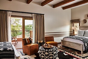 Bishop's Lodge, Auberge Collection