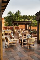 Bishop's Lodge, Auberge Collection