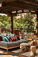 Bishop's Lodge, Auberge Collection