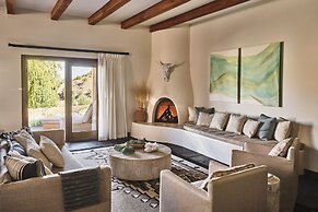 Bishop's Lodge, Auberge Collection