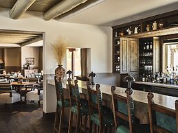 Bishop's Lodge, Auberge Collection