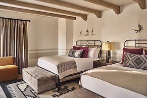 Bishop's Lodge, Auberge Collection