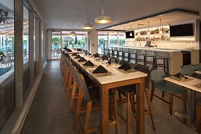 Doubletree Resort by Hilton Hollywood Beach