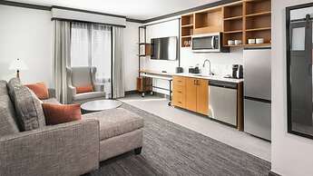 The Craftsman Inn & Suites