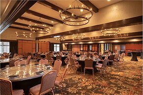 The Craftsman Inn & Suites