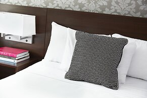 Royal Regency Hotel