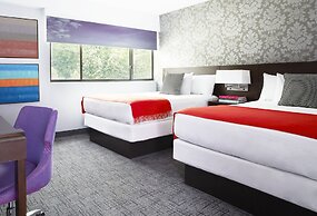 Royal Regency Hotel