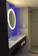 Royal Regency Hotel