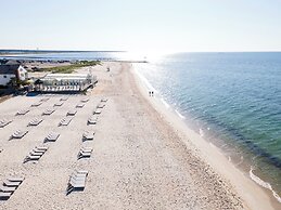 Riviera Beach Resort