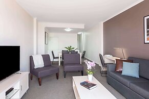 Oaks Sydney Goldsbrough Suites