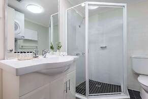Oaks Sydney Goldsbrough Suites