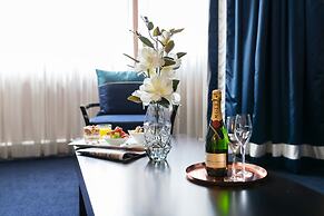Ramada by Wyndham Diplomat Canberra