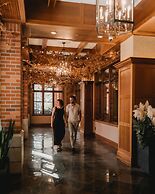Oak Bay Beach Hotel