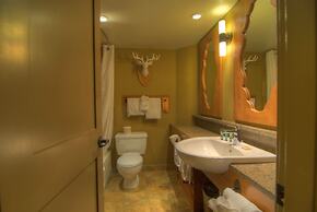 Banff Caribou Lodge and Spa