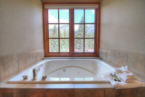 Banff Caribou Lodge and Spa